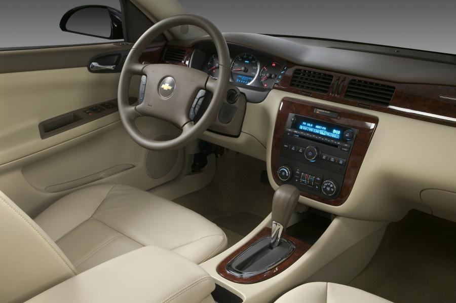 Chevrolet Impala 2006 года  (фото 46 из 91)
